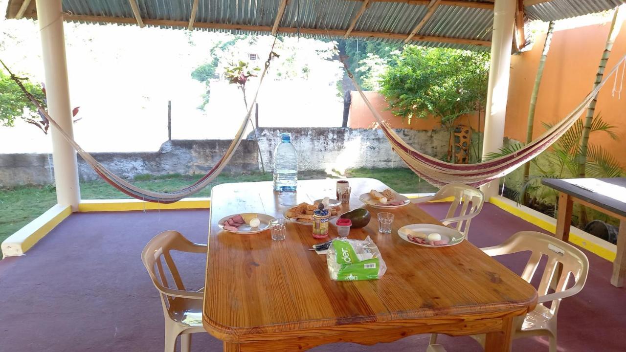 Conrado'S Guesthouse B&B Las Avispas Exterior photo